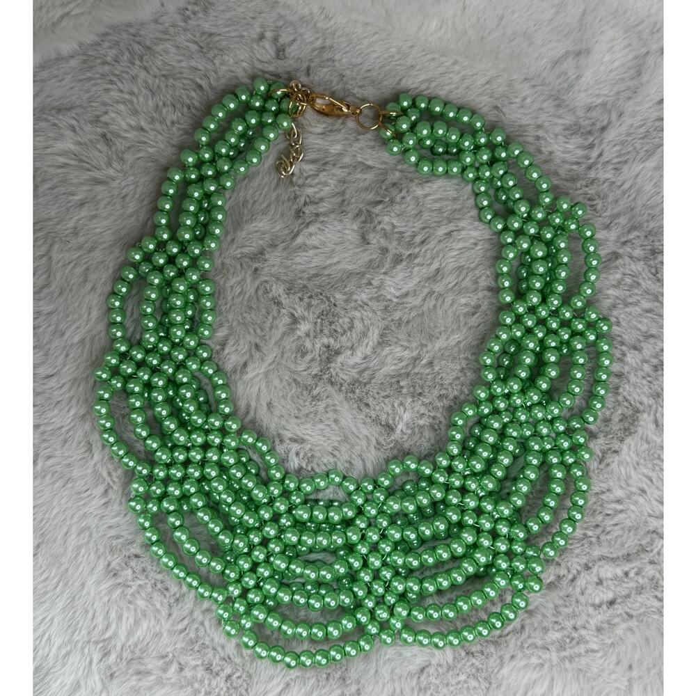 Elegant Green Beaded Necklace